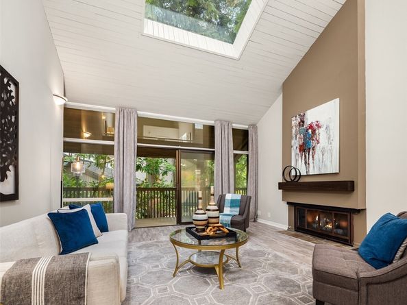 2410 Sahalee Drive W, Sammamish WA 98074