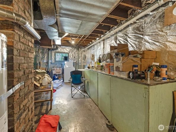 9002 Corliss Avenue N, Seattle WA 98103