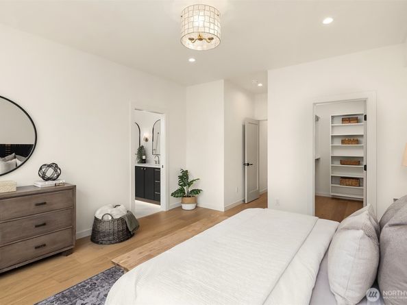 3003 NE 88th Street, Seattle WA 98115