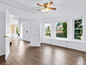 33513 7th Place SW, Federal Way WA 98023