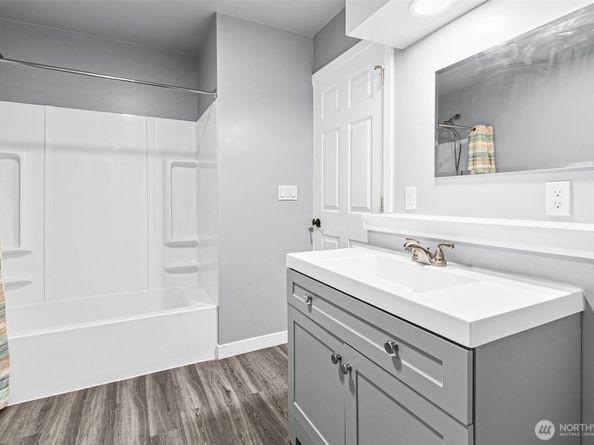 33513 7th Place SW, Federal Way WA 98023