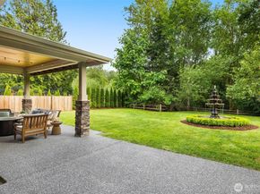 10827 NE 108th Street, Kirkland WA 98033