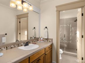 10827 NE 108th Street, Kirkland WA 98033