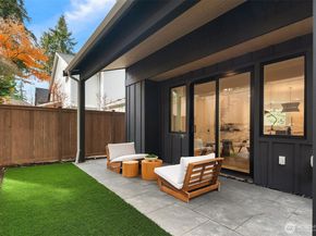 7020 127th Avenue NE, Kirkland WA 98033