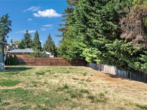 3736 Southcenter Boulevard, Tukwila WA 98188