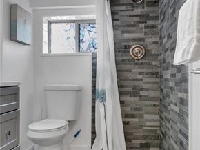 3736 Southcenter Boulevard, Tukwila WA 98188