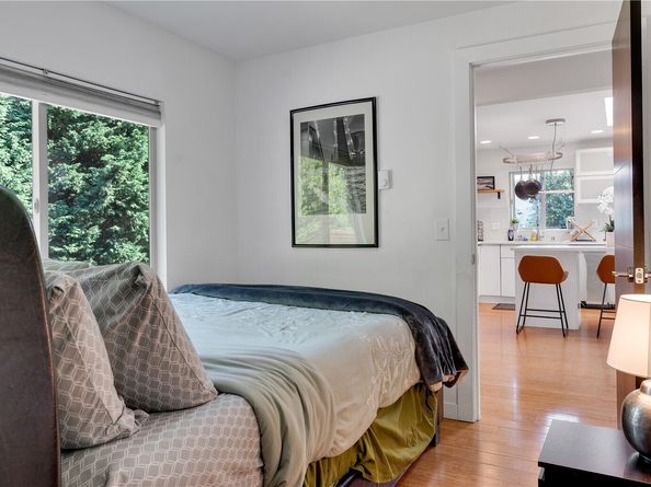 3736 Southcenter Boulevard, Tukwila WA 98188