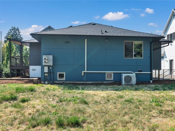 3736 Southcenter Boulevard, Tukwila WA 98188