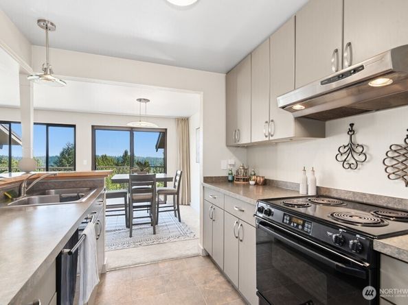 1702 NE 179th Street A306, Shoreline WA 98155