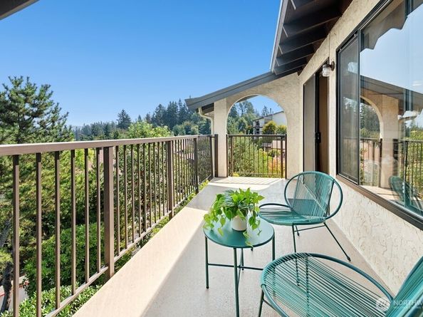 1702 NE 179th Street A306, Shoreline WA 98155