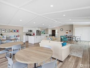 1702 NE 179th Street A306, Shoreline WA 98155