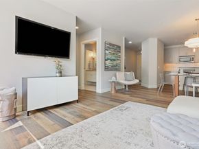 61 Pine Street 217, Edmonds WA 98020