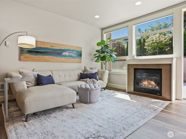 61 Pine Street 217, Edmonds WA 98020