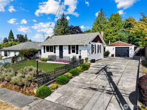 226 SW 139th Street, Burien WA 98166