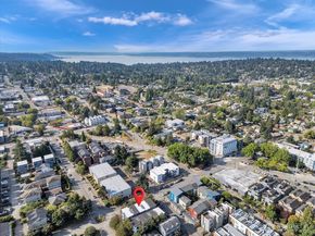 9065 17th Avenue SW, Seattle WA 98106