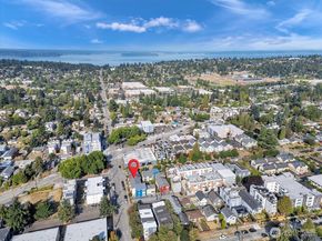 9065 17th Avenue SW, Seattle WA 98106
