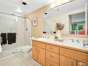 701 Galer Street 808, Seattle WA 98109