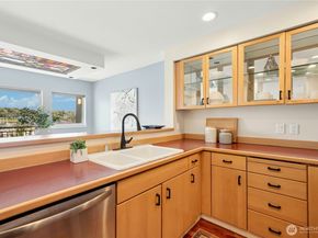 701 Galer Street 808, Seattle WA 98109