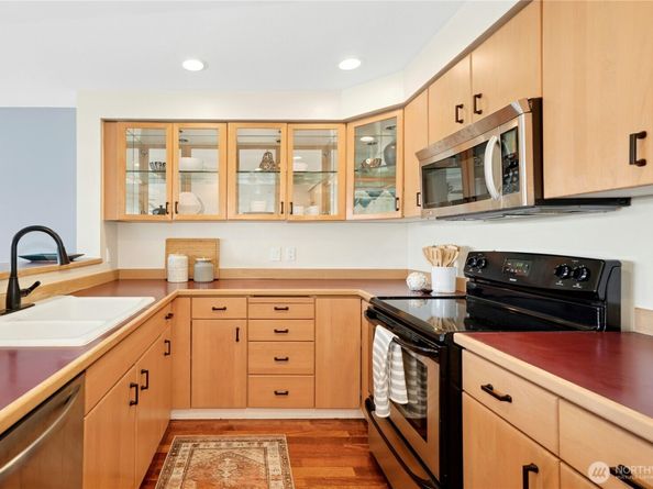 701 Galer Street 808, Seattle WA 98109