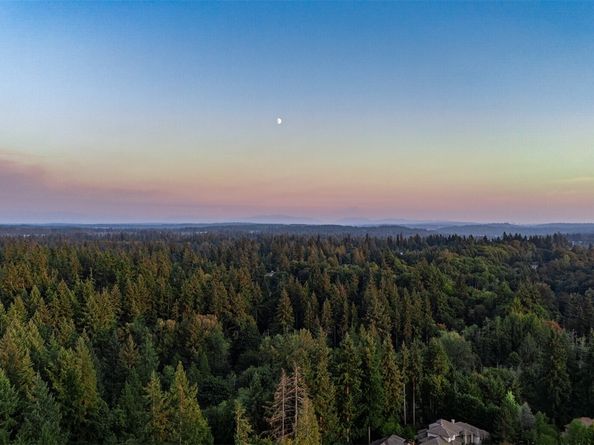 15226 16th Avenue SE, Mill Creek WA 98012
