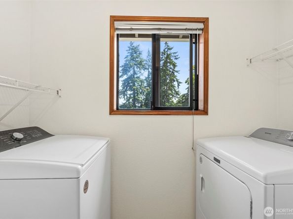 12724 Evanston Avenue N, Seattle WA 98133