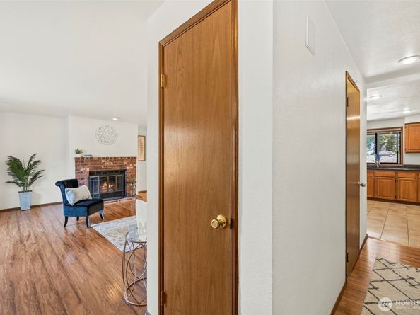 12724 Evanston Avenue N, Seattle WA 98133