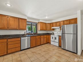 12724 Evanston Avenue N, Seattle WA 98133