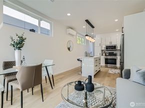 1108 33rd Avenue B, Seattle WA 98122