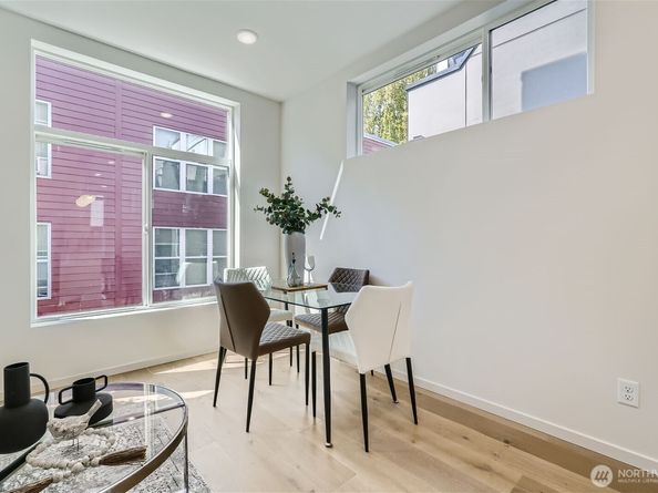 1108 33rd Avenue B, Seattle WA 98122