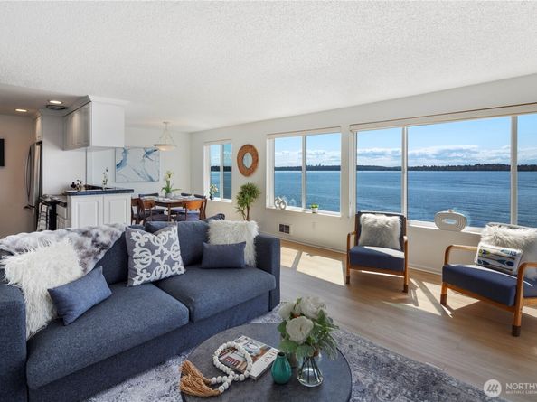 733 S Lake St 312, Kirkland WA 98033