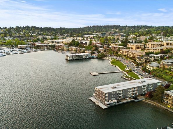 733 S Lake St 312, Kirkland WA 98033