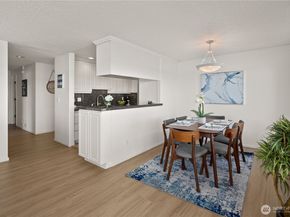 733 S Lake St 312, Kirkland WA 98033