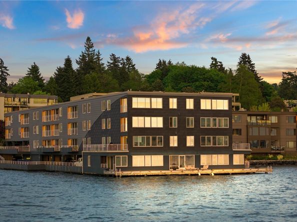 733 S Lake St 312, Kirkland WA 98033