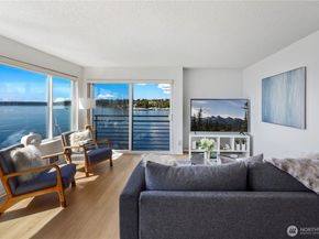 733 S Lake St 312, Kirkland WA 98033