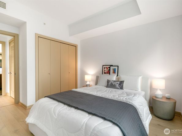 910 Lenora Street S1009, Seattle WA 98121