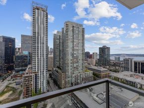 2510 6th Avenue 2203, Seattle WA 98121