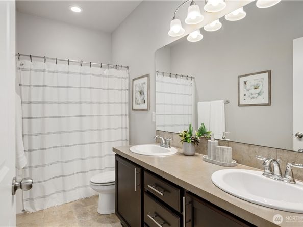 1257 NE Park Drive 46, Issaquah WA 98029