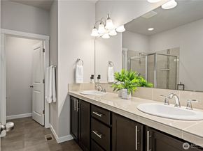 1257 NE Park Drive 46, Issaquah WA 98029
