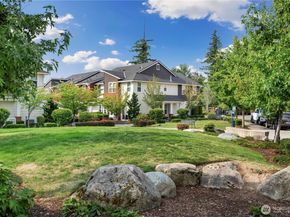 1257 NE Park Drive 46, Issaquah WA 98029