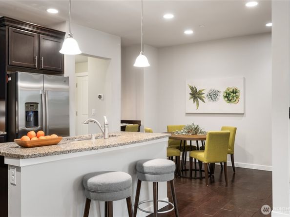 1257 NE Park Drive 46, Issaquah WA 98029