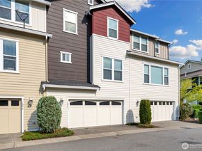 1257 NE Park Drive 46, Issaquah WA 98029