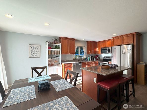 19310 1st Avenue SE, Bothell WA 98012