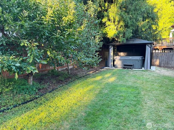 19310 1st Avenue SE, Bothell WA 98012