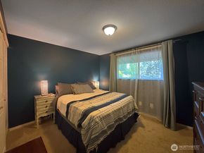 19310 1st Avenue SE, Bothell WA 98012