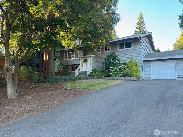 19310 1st Avenue SE, Bothell WA 98012