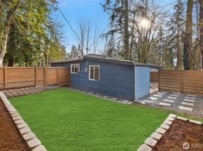 18621 NE 183rd Street, Woodinville WA 98077