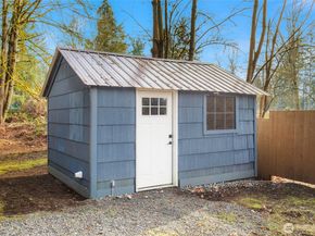 18621 NE 183rd Street, Woodinville WA 98077