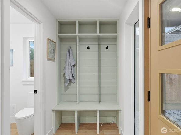 6547 11th Avenue NW C, Seattle WA 98117