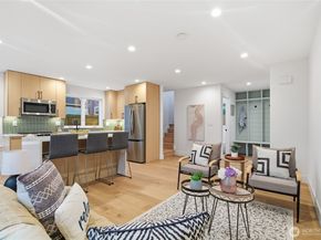 6547 11th Avenue NW C, Seattle WA 98117