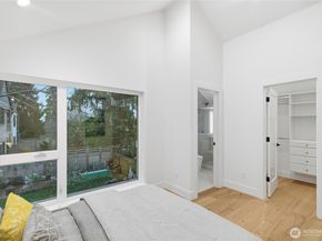 6547 11th Avenue NW C, Seattle WA 98117